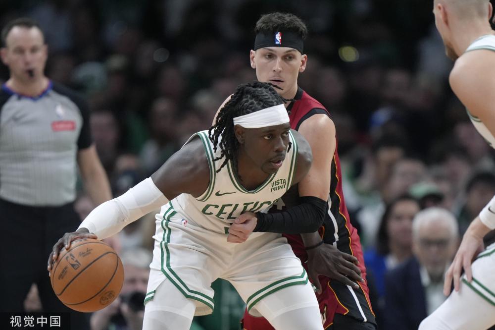 鹈鹕队显得 鹈鹕队显得