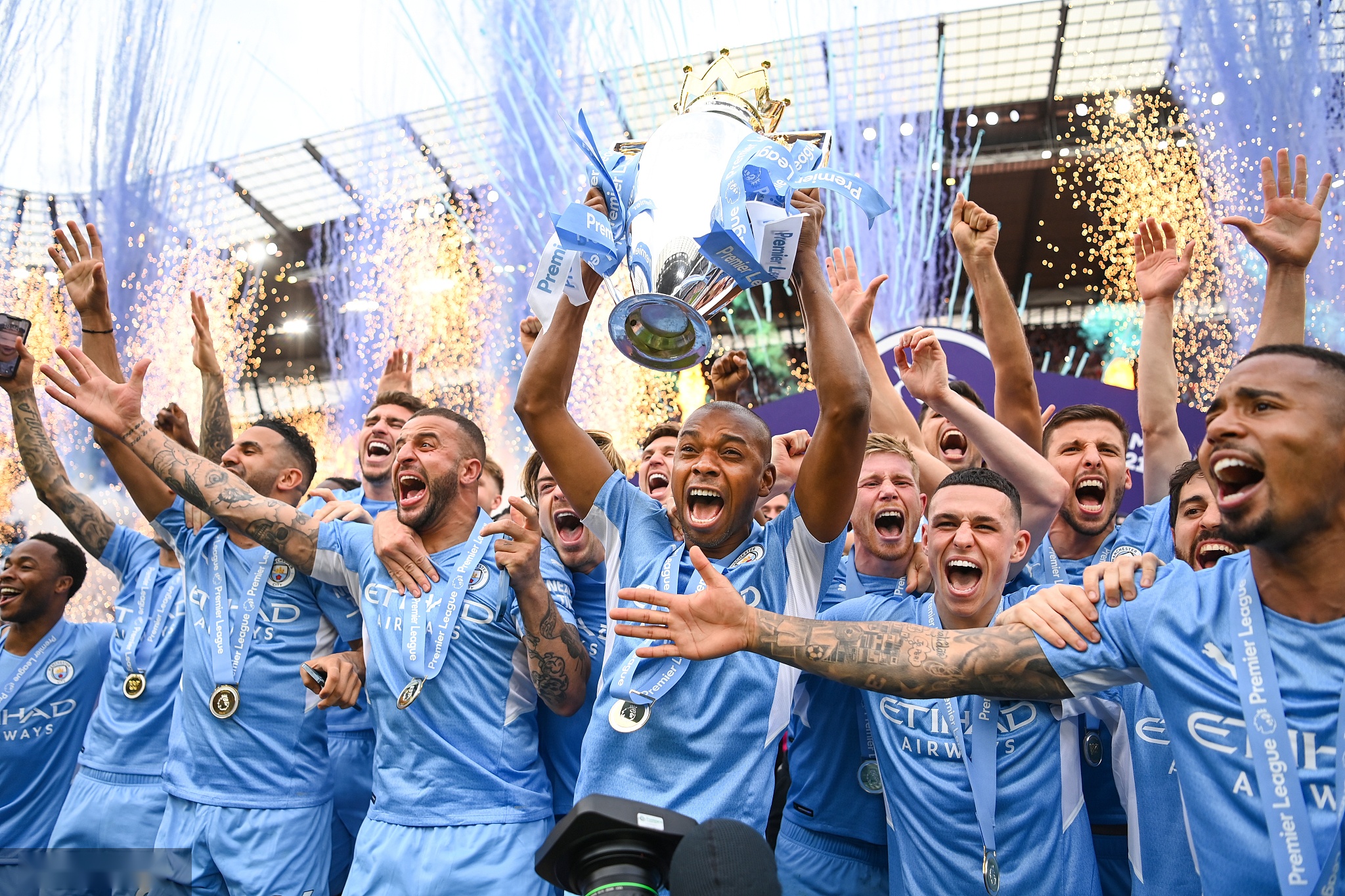 雷则在这场 雷则在这场