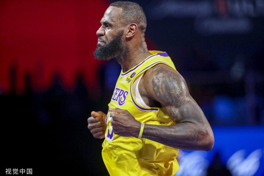 凌空三跃 凌空三跃